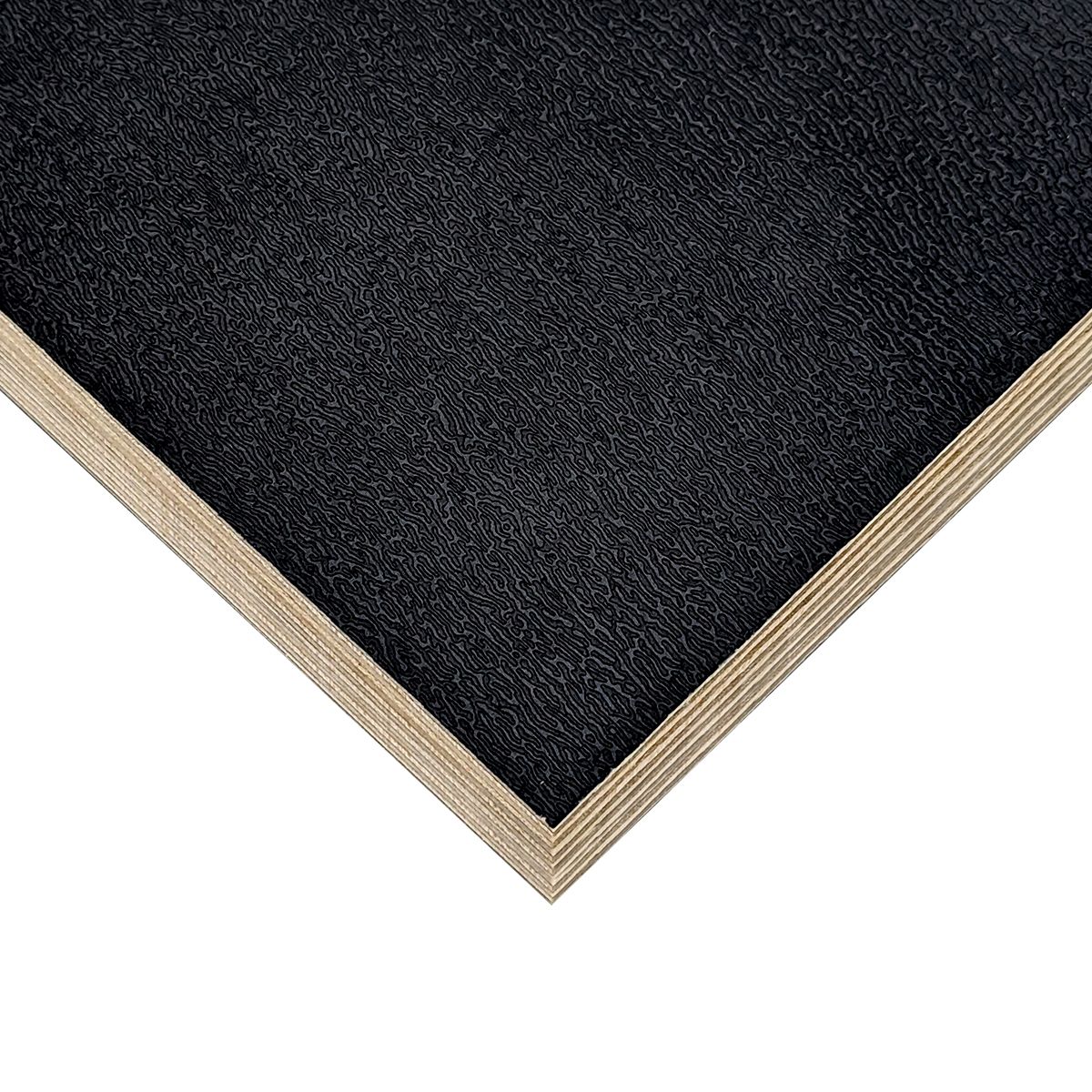 Plywood laminado con diseño fenolico liso negro y contra cara negro 3/8"